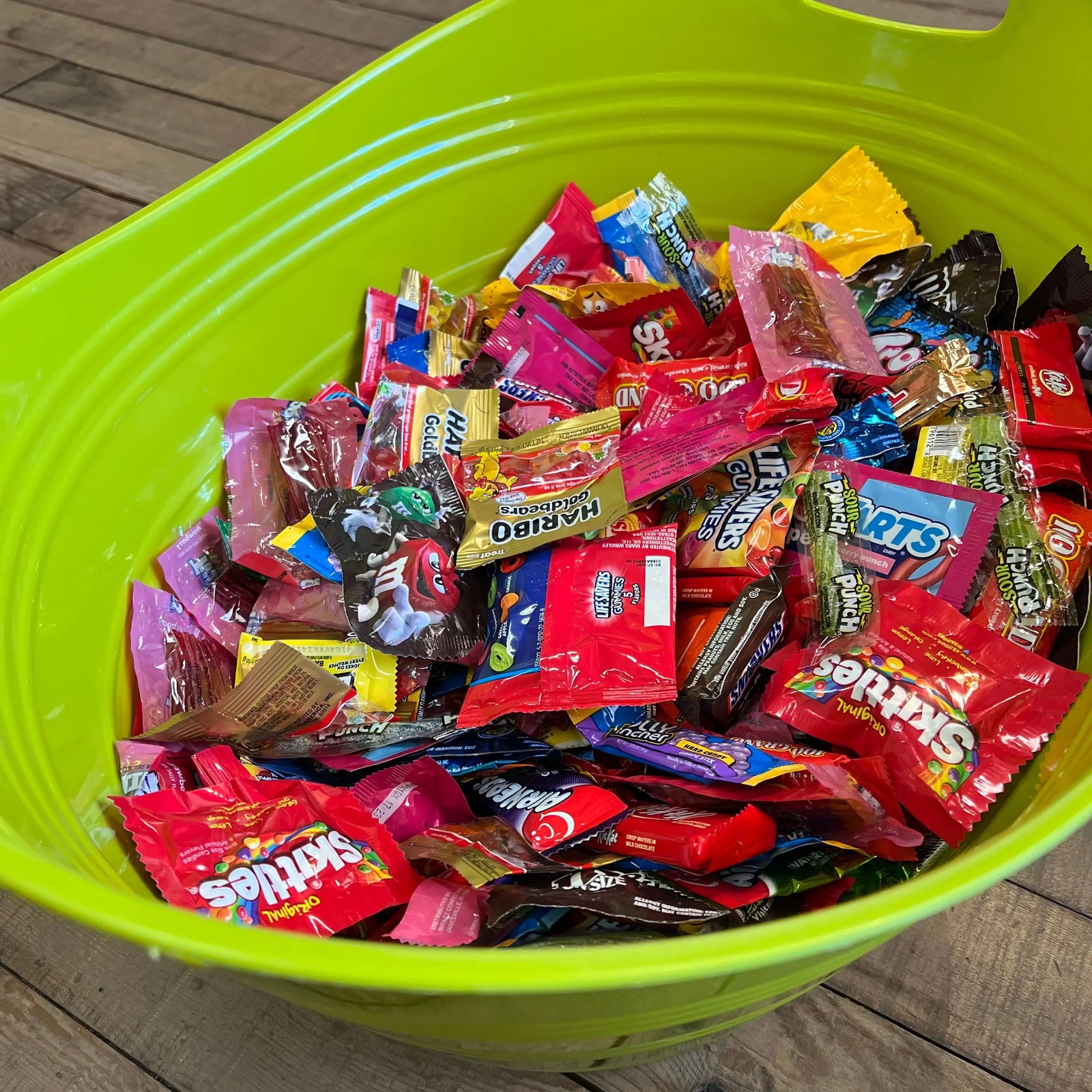 Kickin' It Old School 💙💚 Yarn Folk