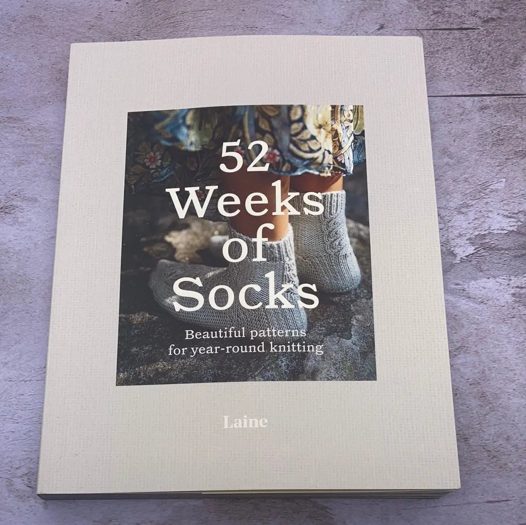 52 Weeks of Socks (Paperback Edition) Laine